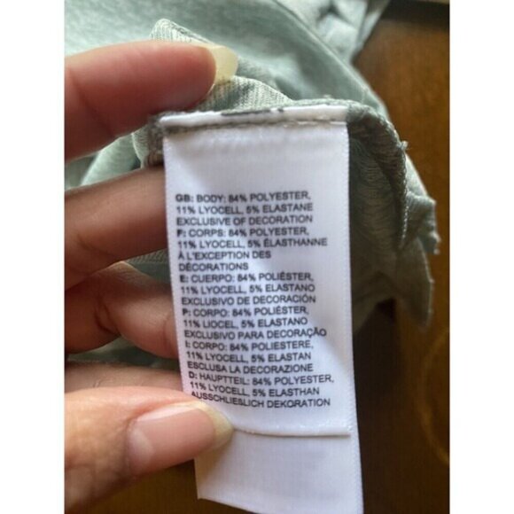 The North Face women’s Short Sleeve Shirt Sharp Size XL Top Cropped Casual New - Picture 6 of 15